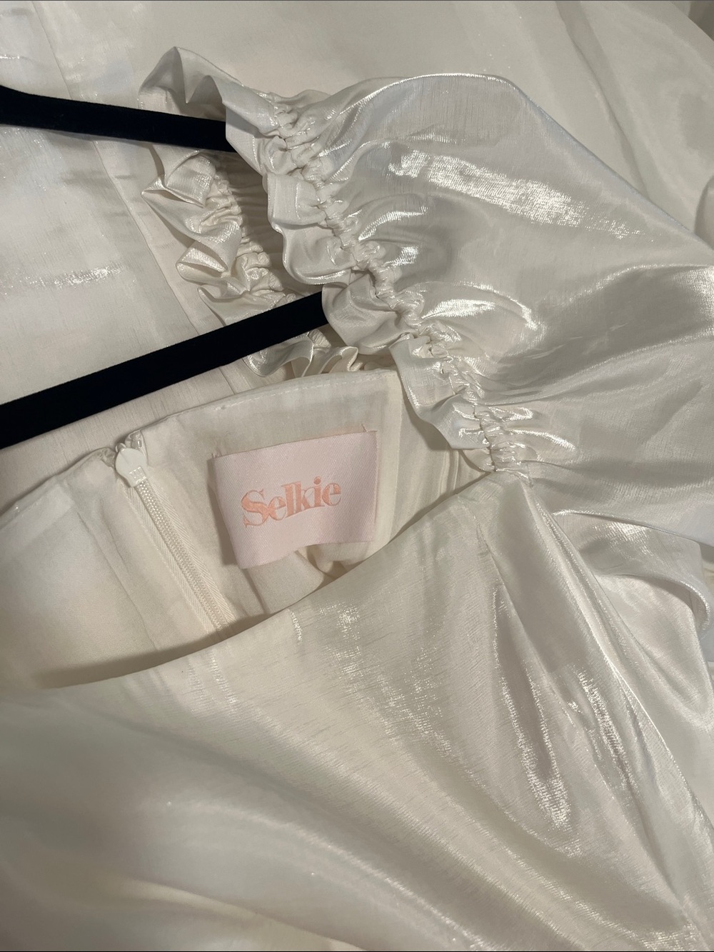 Selkie White Puff-Sleeve Ruffle Dress Gown - Picture 3 of 7